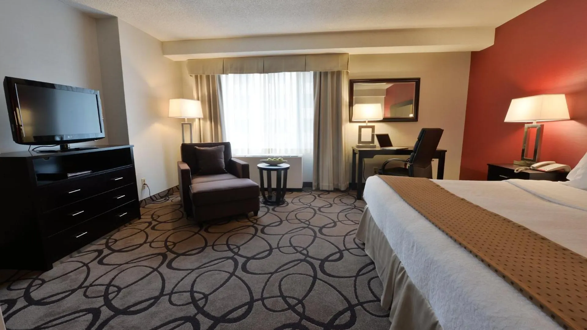 Holiday Inn Montreal Centre Ville Downtown By Ihg Canada
