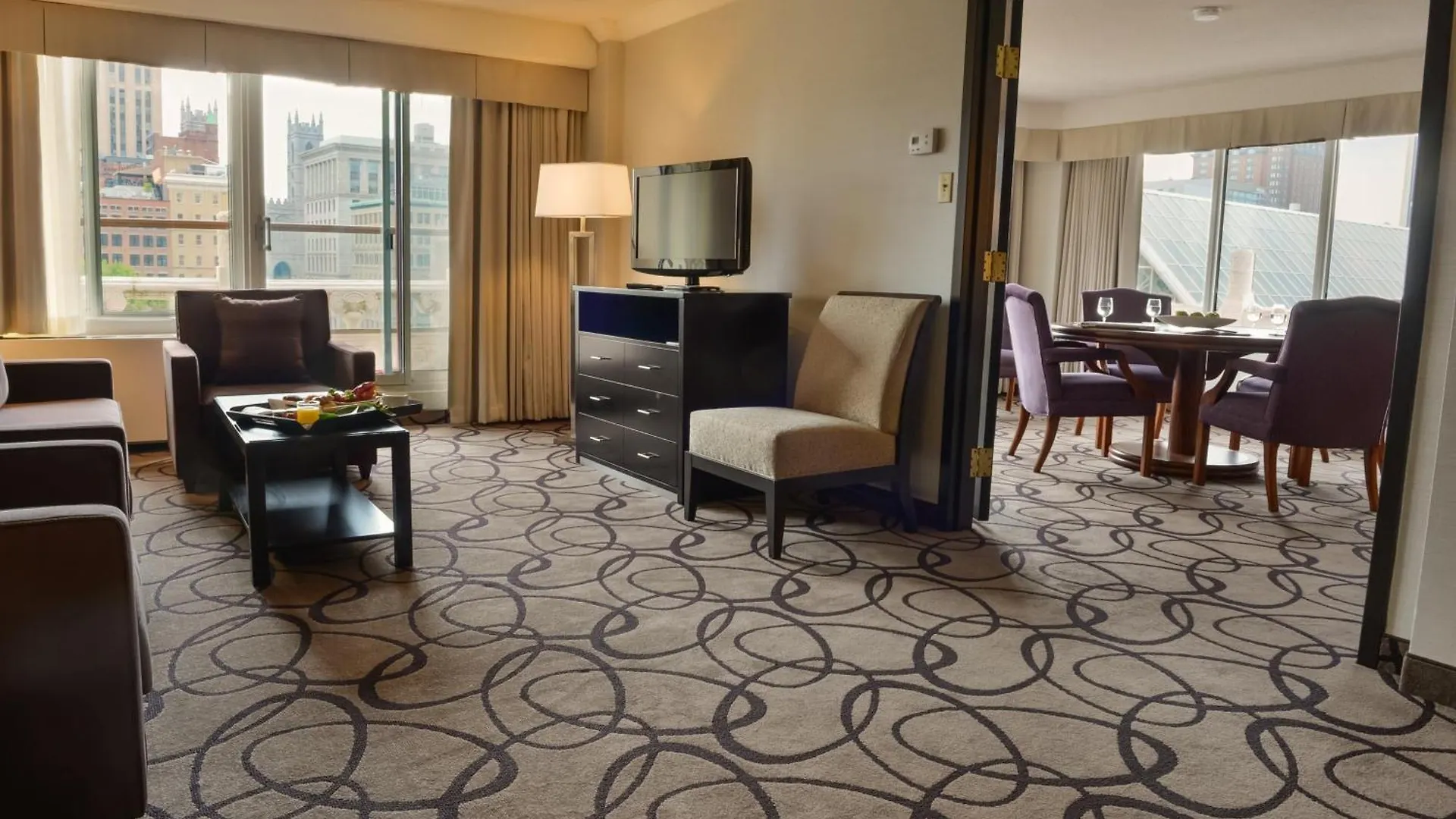 Holiday Inn Montreal Centre Ville Downtown By Ihg Canada