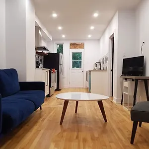 Homestay Continental Breakfast Ili Pet Friendly Ili A, Montreal
