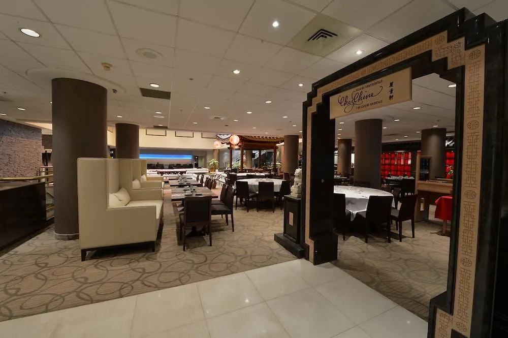Holiday Inn Montreal Centre Ville Downtown By Ihg Hotel
