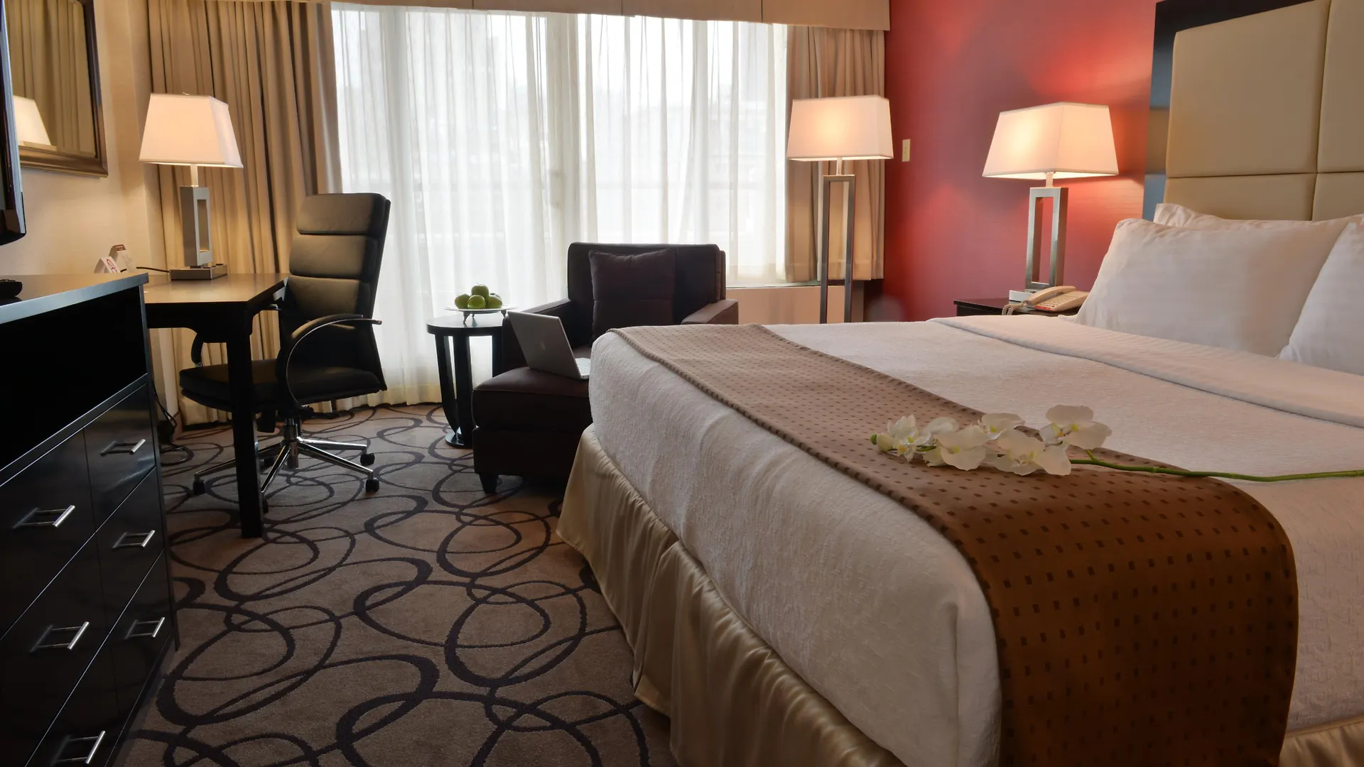 Holiday Inn Montreal Centre Ville Downtown By Ihg Kanada