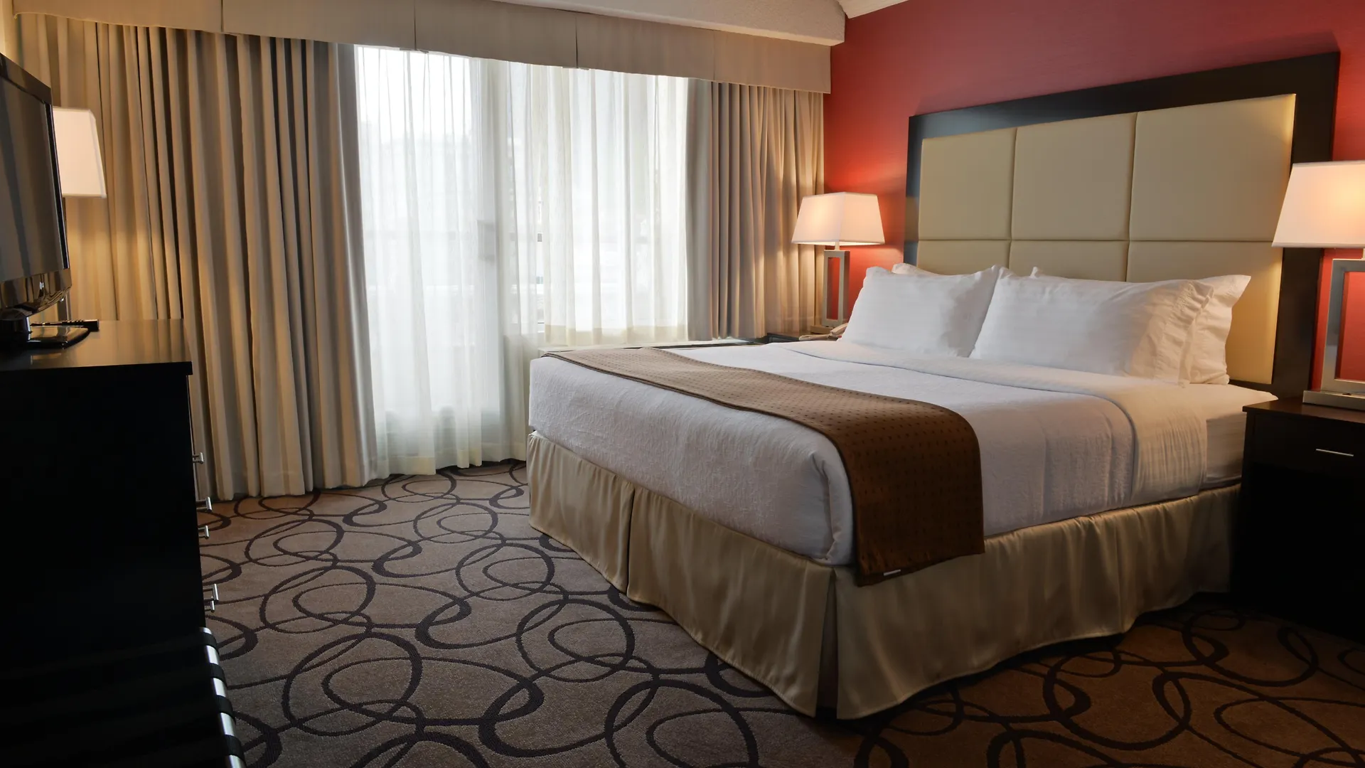 Hotel Holiday Inn Montreal Centre Ville Downtown By Ihg