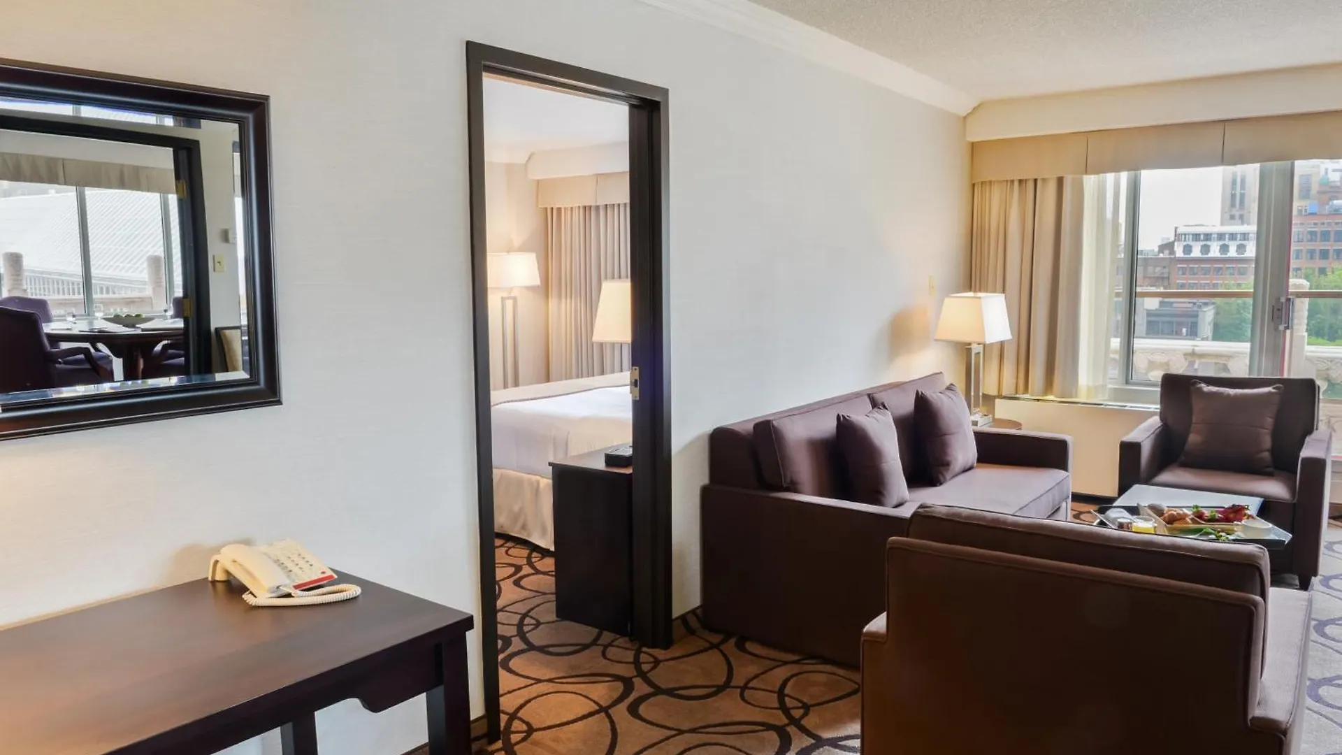 Holiday Inn Montreal Centre Ville Downtown By Ihg Hotel