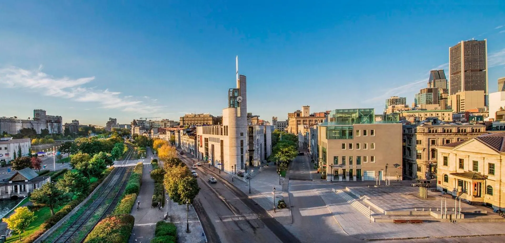 Holiday Inn Montreal Centre Ville Downtown By Ihg