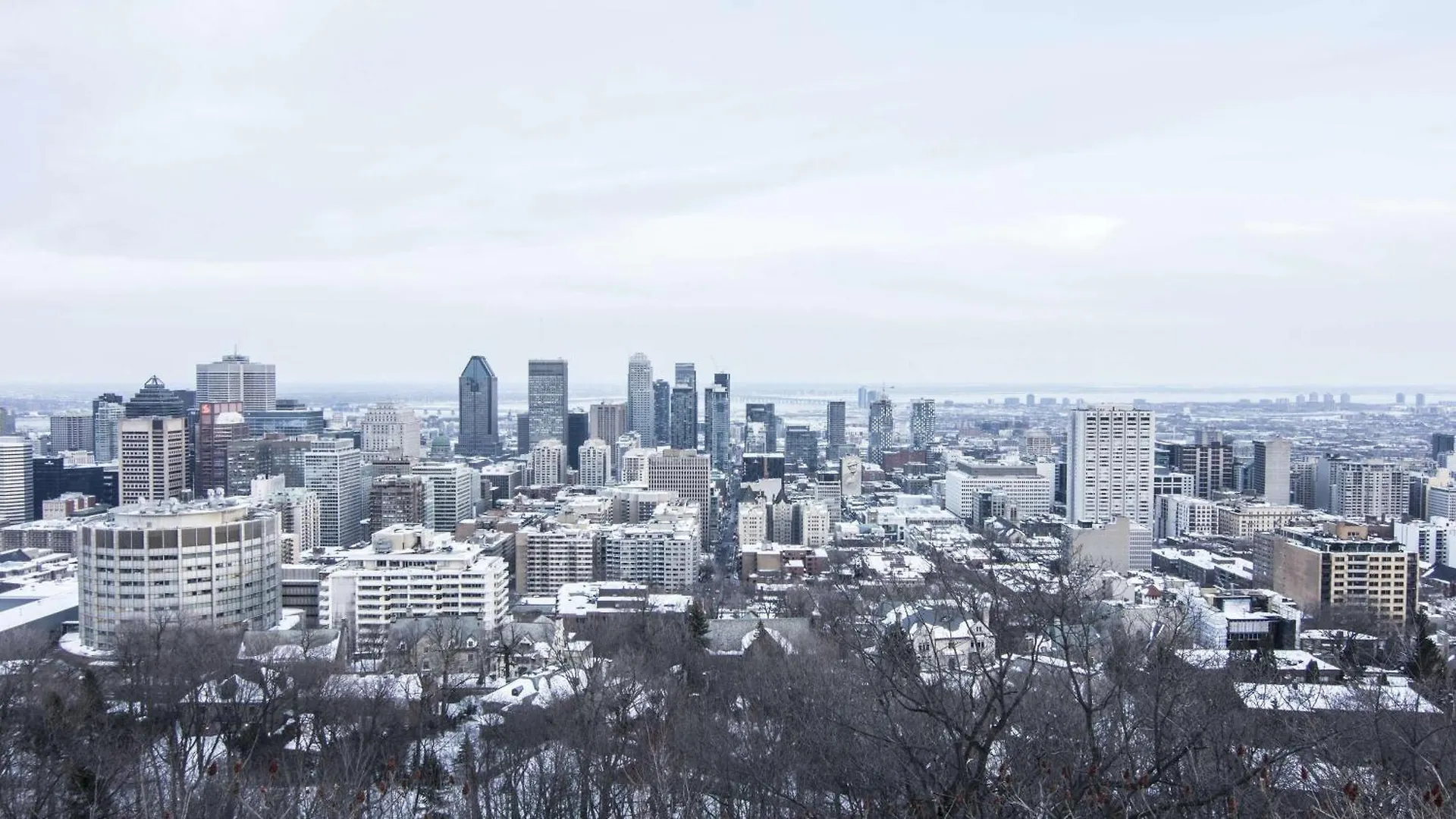 Hotel Holiday Inn Montreal Centre Ville Downtown By Ihg